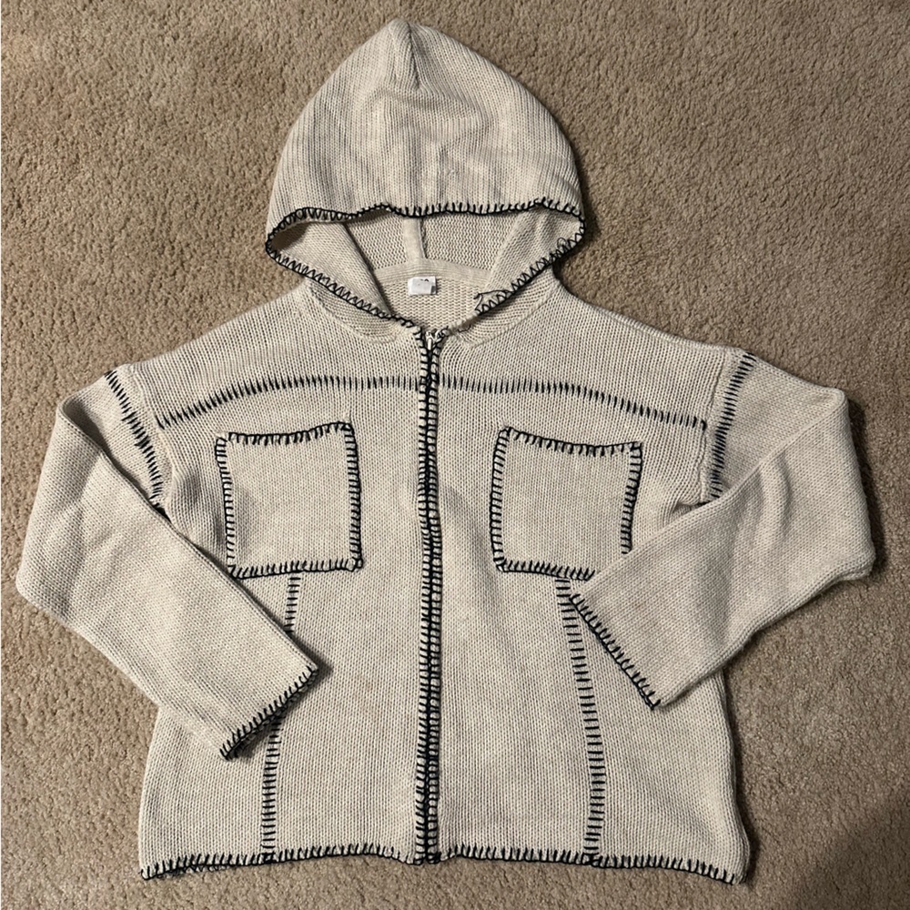 Urban outfitters sweater hoddie